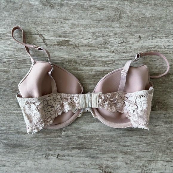 Victoria’s Secret IPEX Angels Bra Full Coverage Satin Pink Beige Vintage 34D - Picture 4 of 7